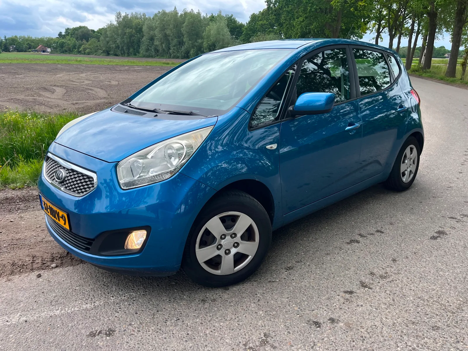 Kia Venga (2010) — foto 1