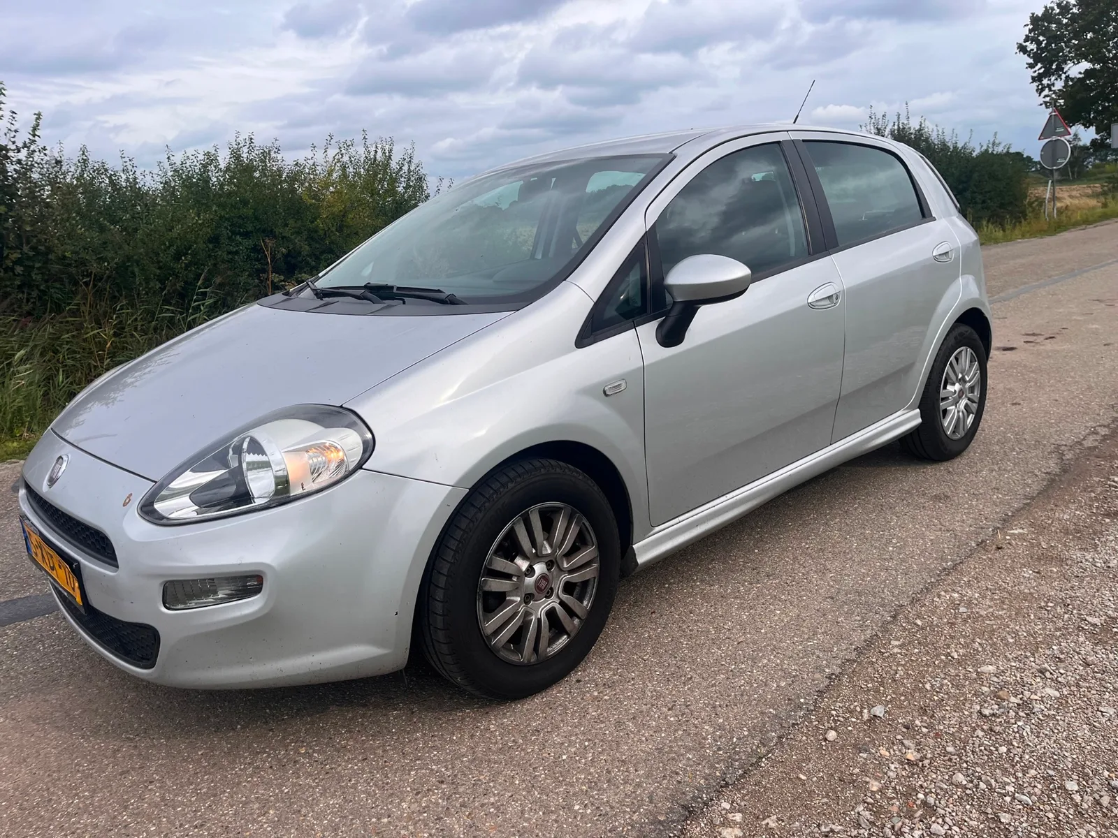 Fiat Punto (2014) — foto 1