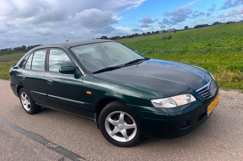 Mazda 626 (2000)