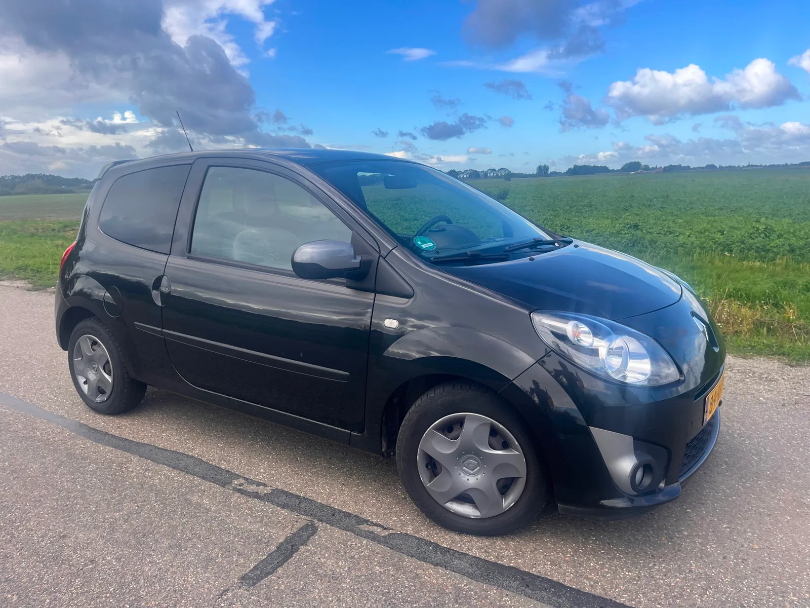 Renault Twingo (2011) — foto 1