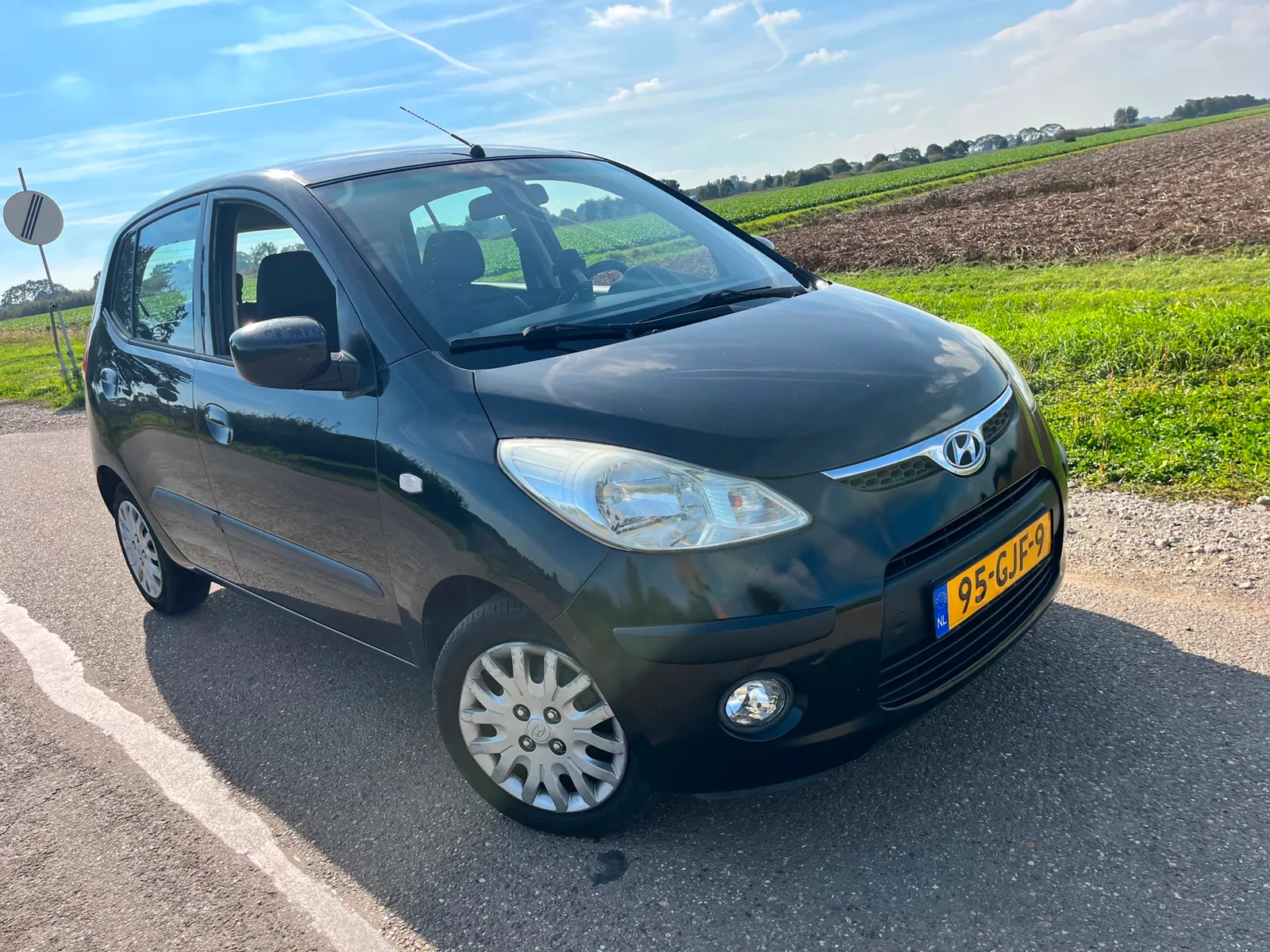 Hyundai i10 (2008) — foto 1