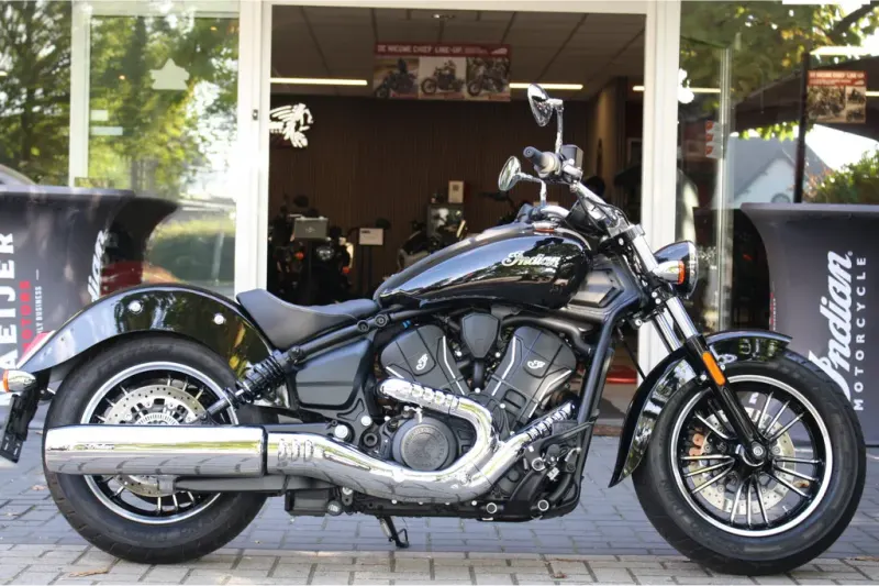 Foto van Indian Scout Classic Chopper Sixty