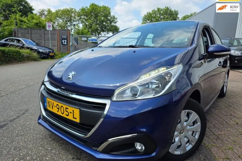 Peugeot 208 (2017)