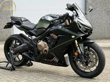 Honda CBR (2020) — foto 1