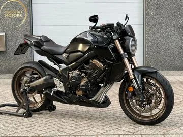 Honda CB650R (2021) — foto 1