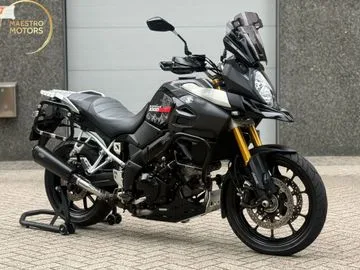 Suzuki V-Strom 1000 (2016) — foto 1