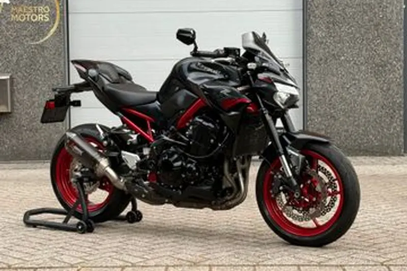 Kawasaki Z900 (2021)