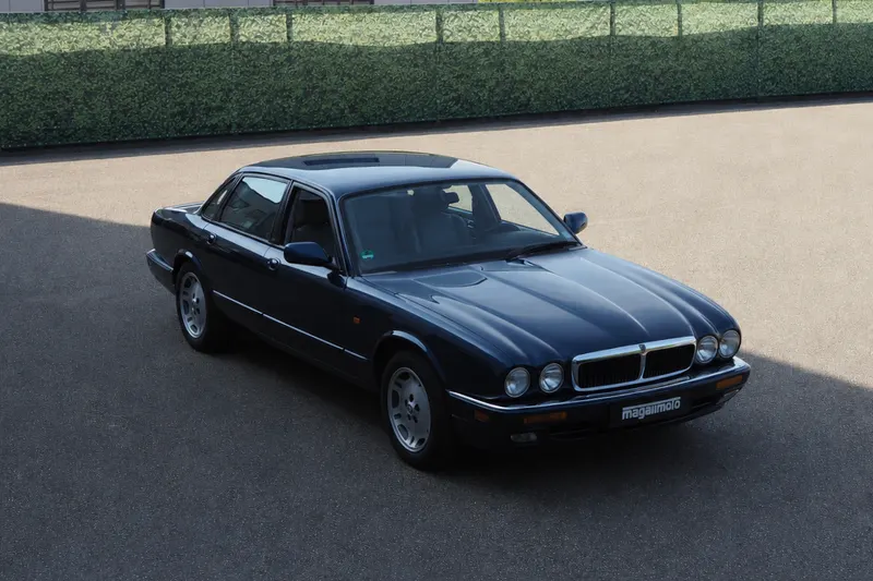 Jaguar XJ (1994)