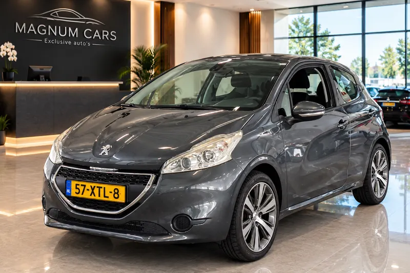 Peugeot 208 (2012)