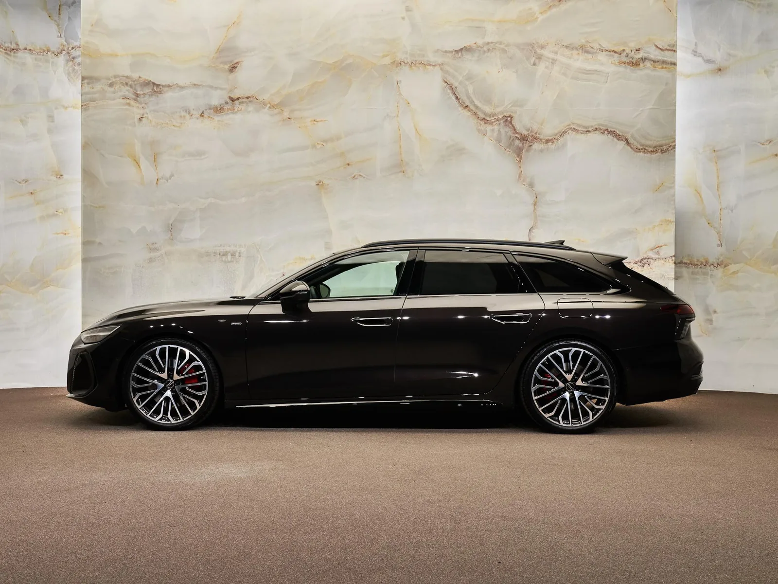 Audi A6 (2025) — foto 1