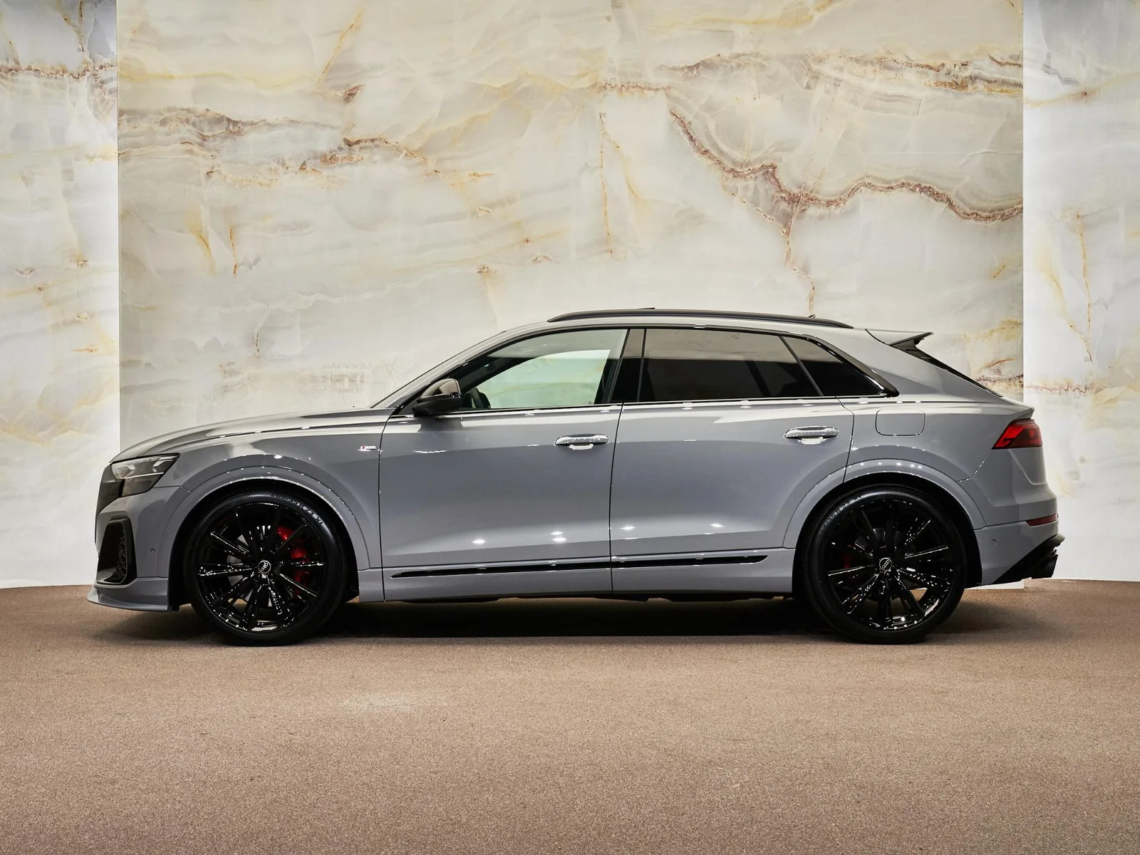 Audi Q8 (2026) — foto 1