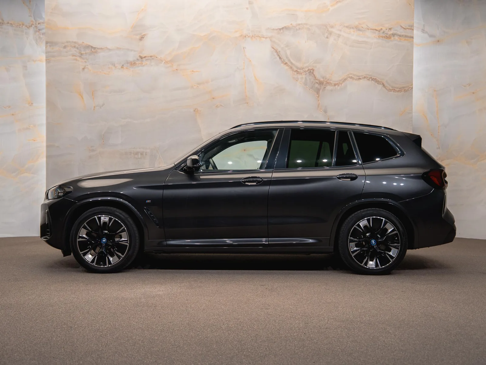 BMW iX3 (2022) — foto 1
