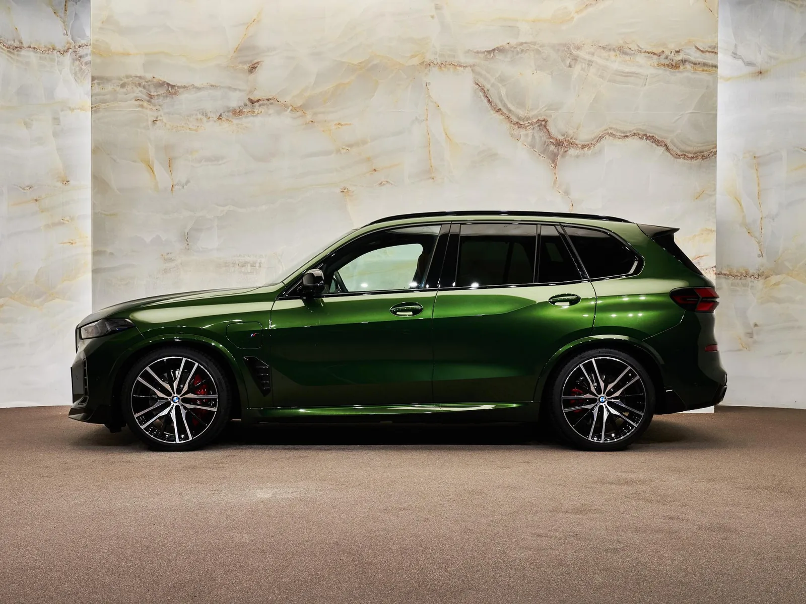 BMW X5 (2026) — foto 1
