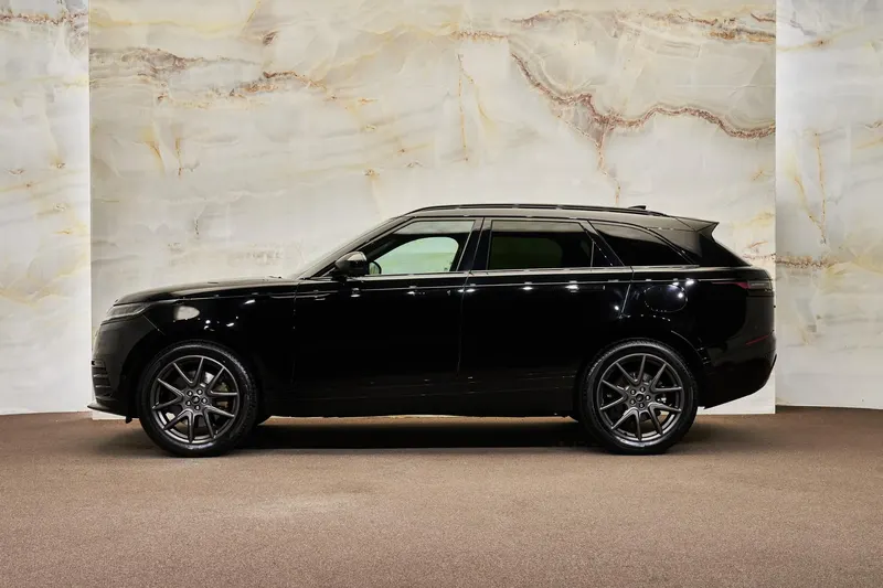 Land Rover Range Rover Velar (2024)