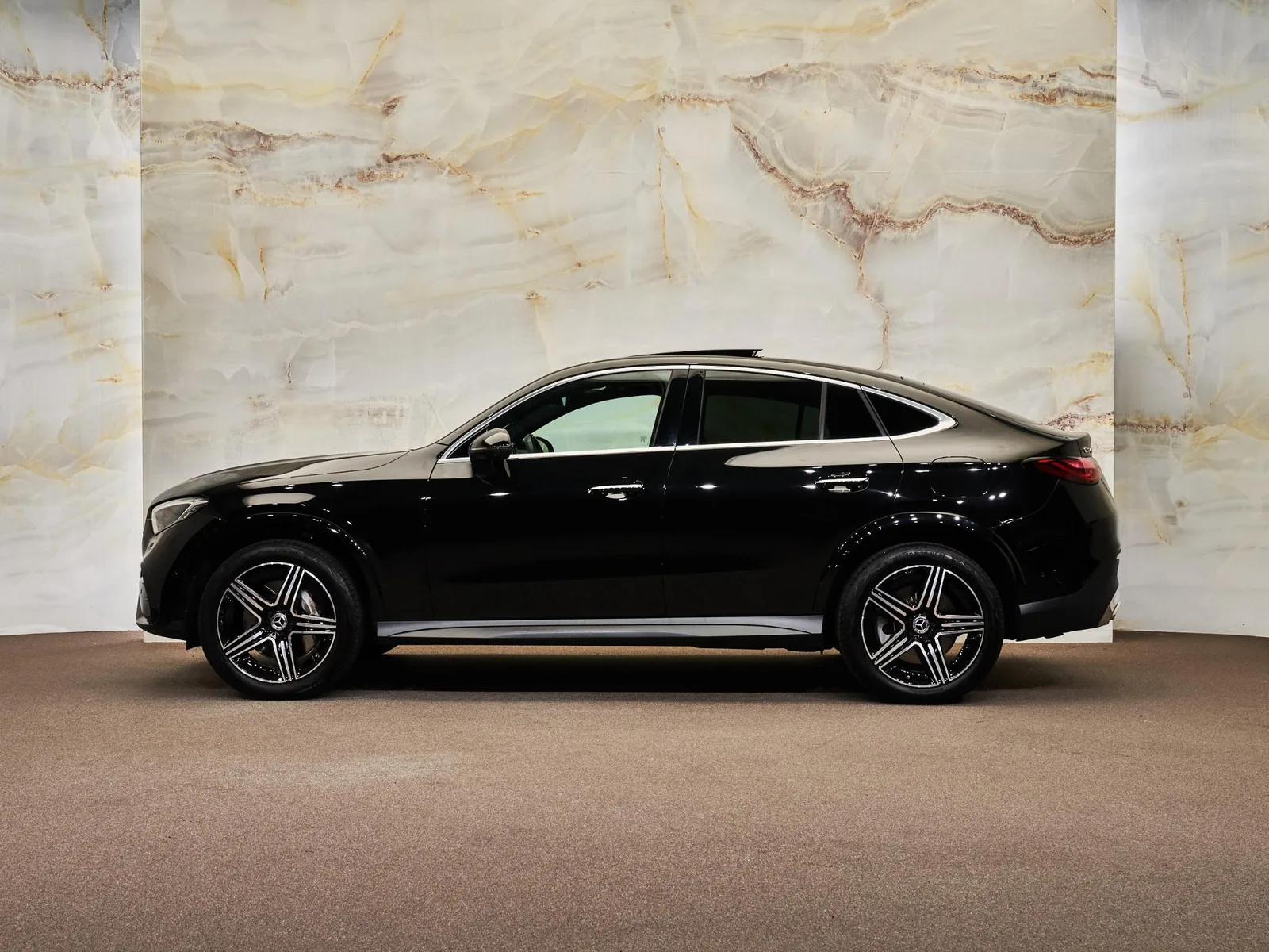 Mercedes-Benz GLC-Klasse Coupé (2024) — foto 1