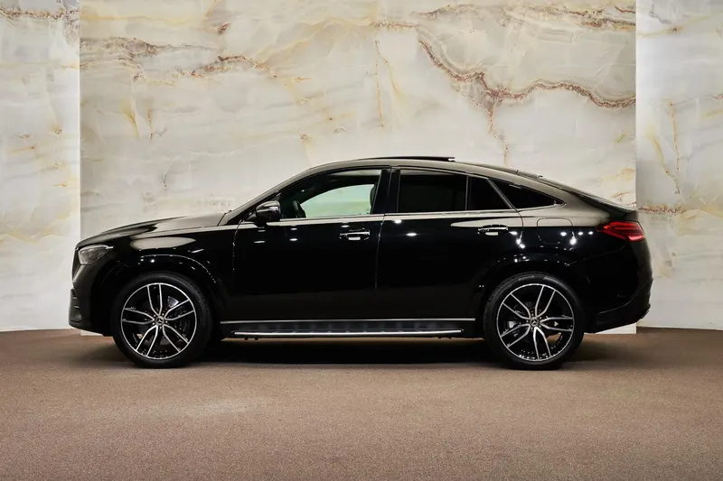 Mercedes-Benz GLE (2024)