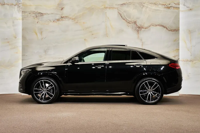 Mercedes-Benz GLE (2024)