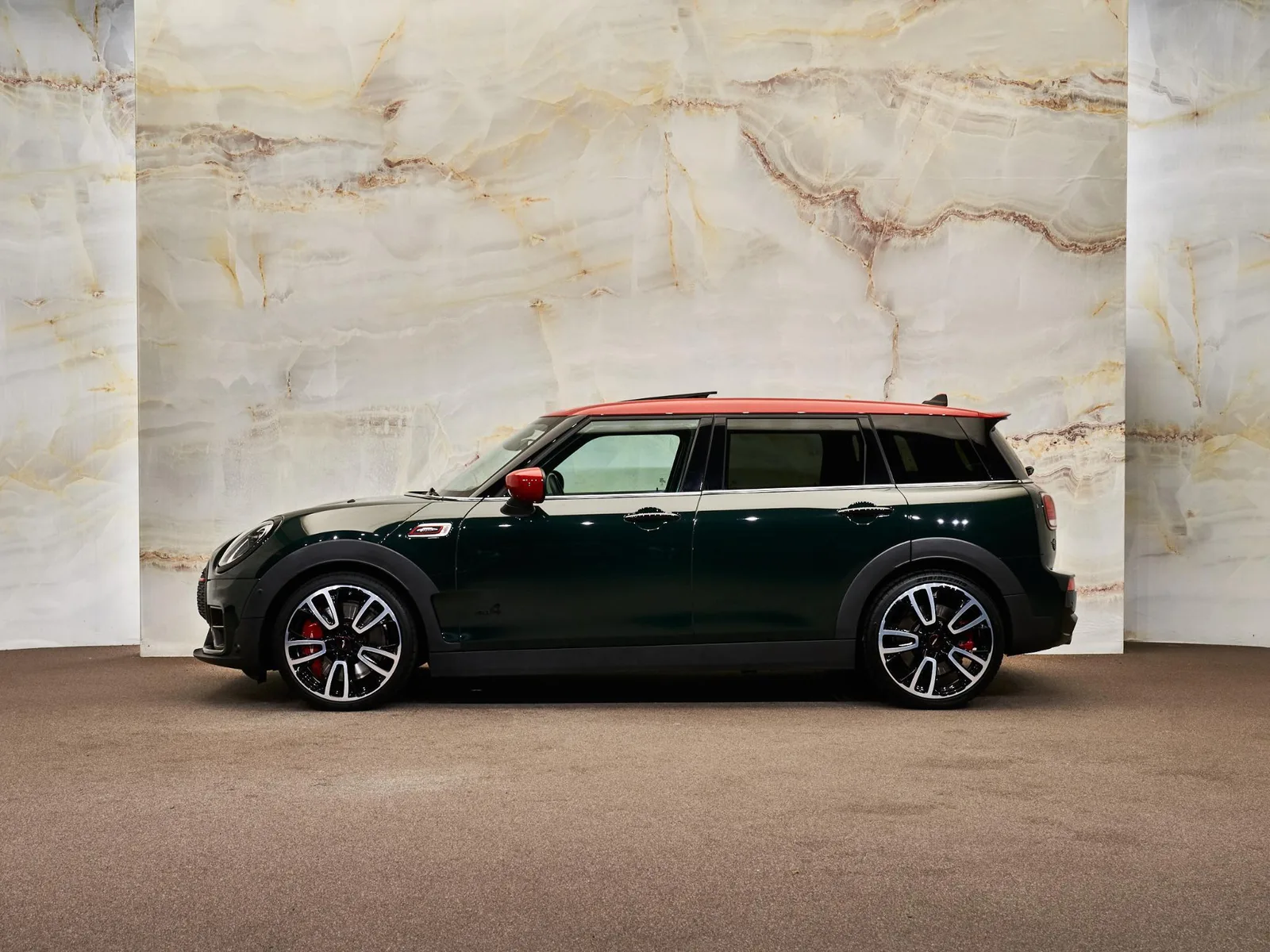 MINI Clubman (2022) — foto 1