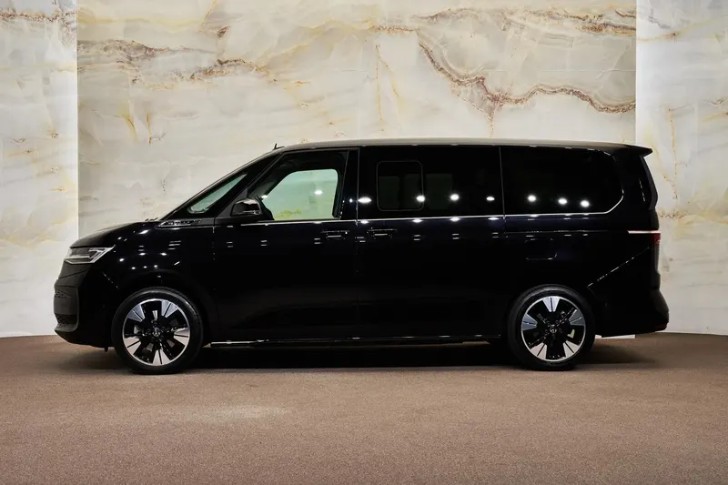 Volkswagen Multivan (2025)