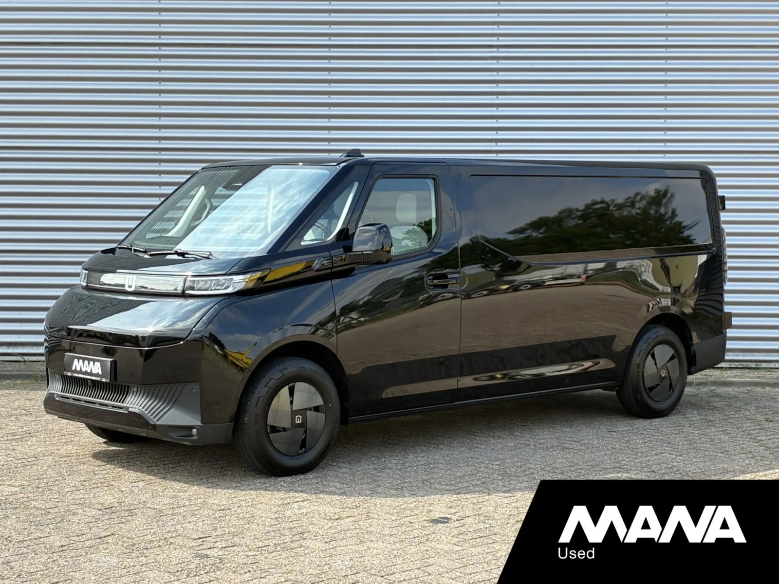 Farizon SV (2025) — foto 1