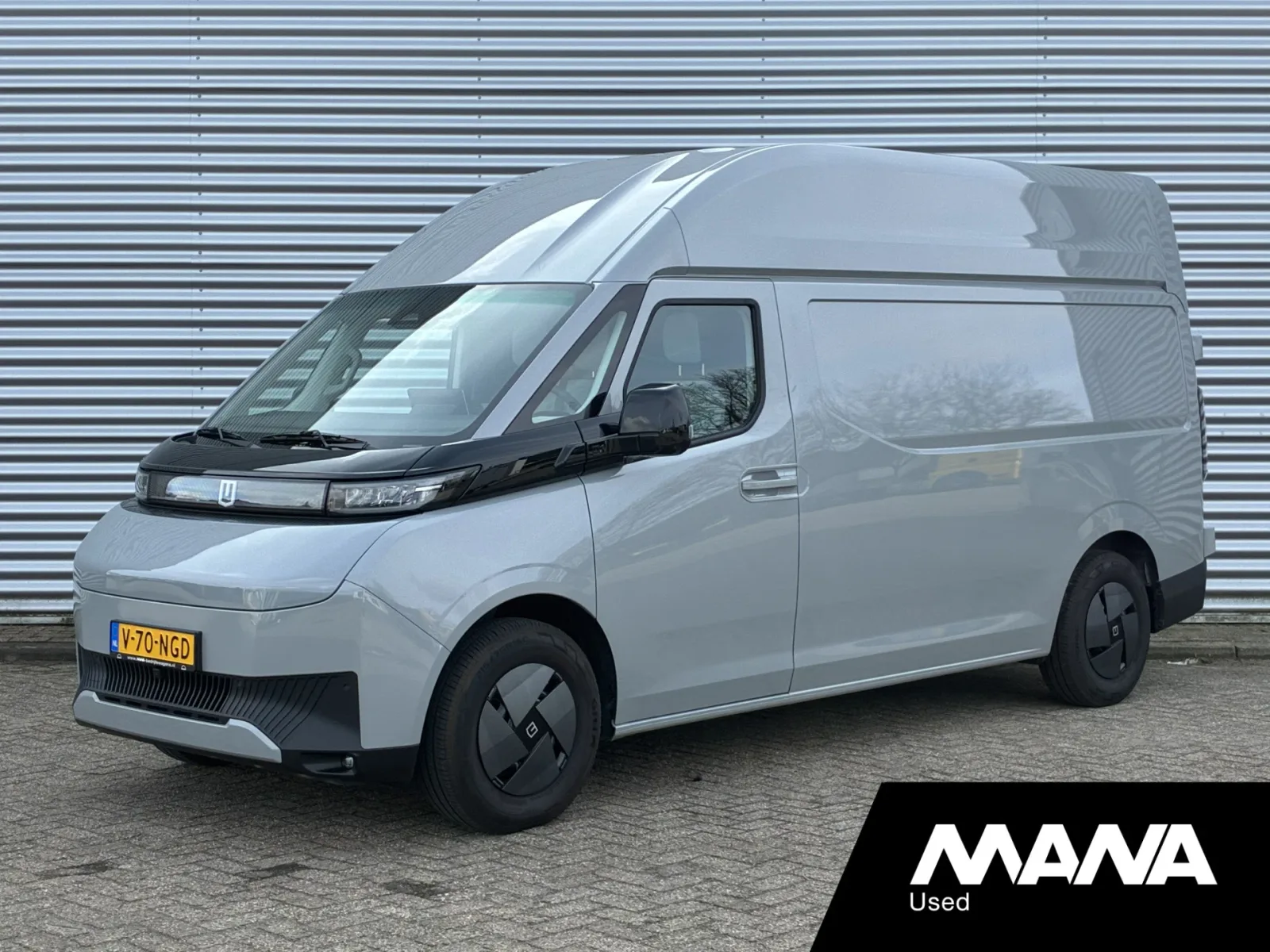 Farizon SV (2025) — foto 1