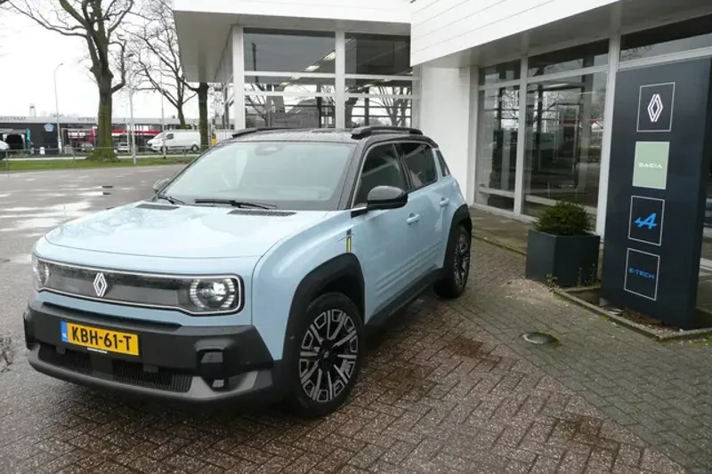 Renault 4 (2025)