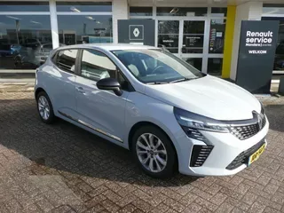 Renault Clio (2024) — foto 1
