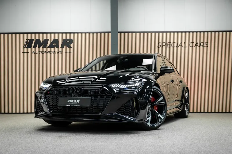 Audi RS6 (2022)