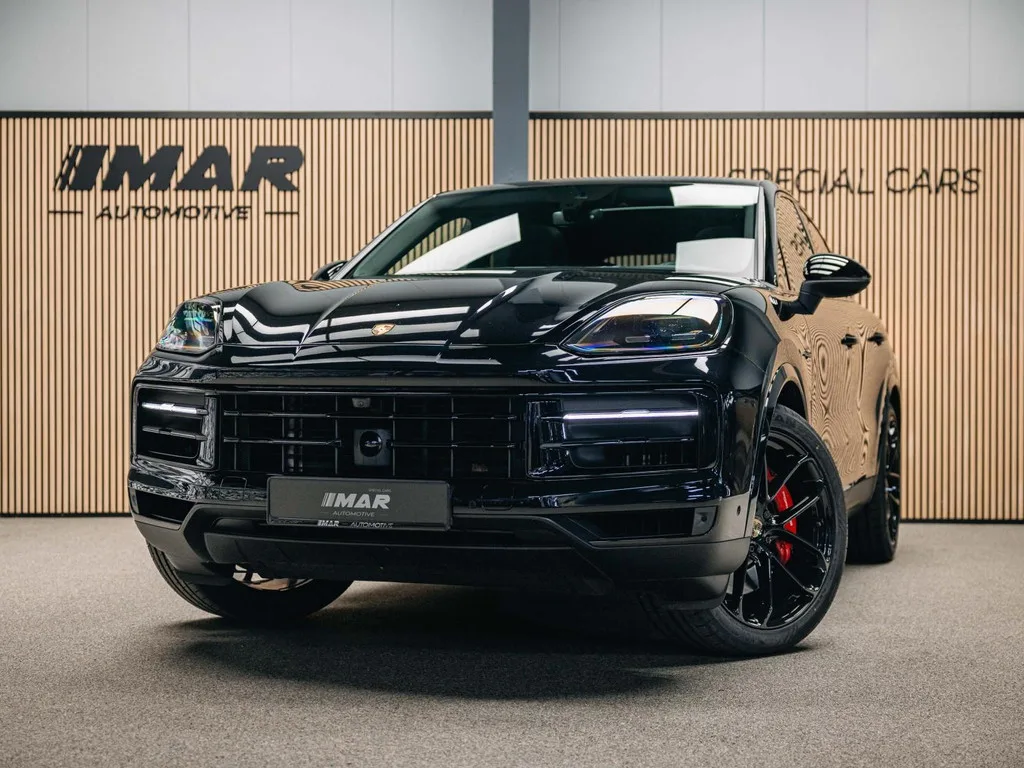 Porsche Cayenne (2024) — foto 1