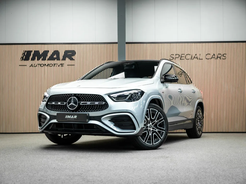 Mercedes-Benz GLA (2025) — foto 1