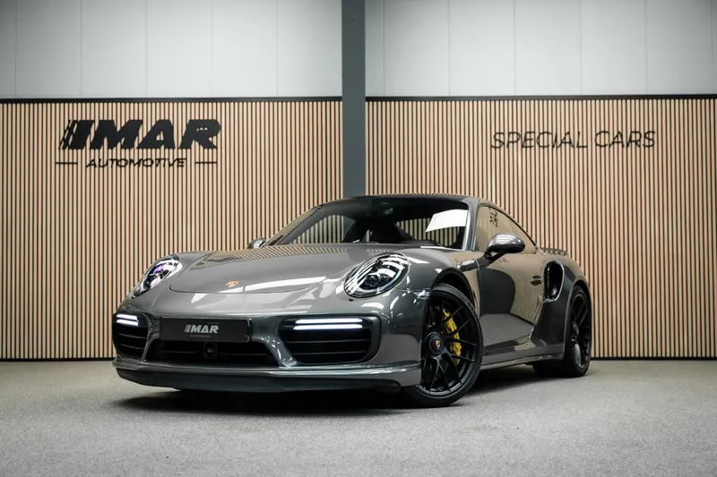 Porsche 911 (2016)