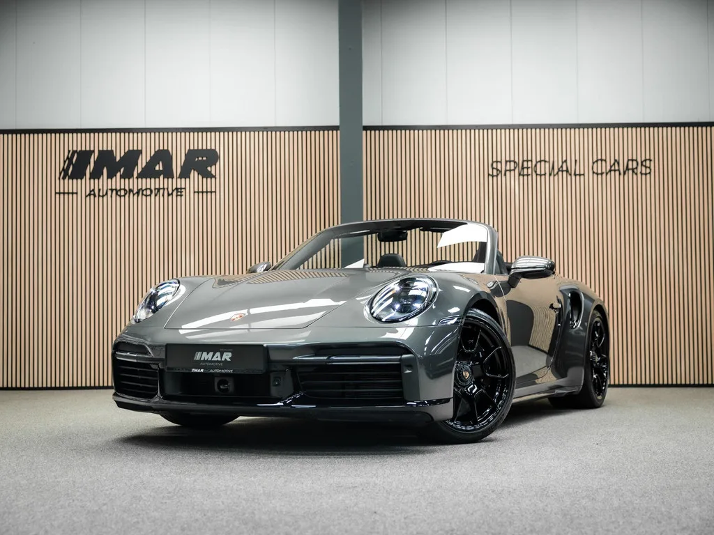 Porsche 911 (2022) — foto 1