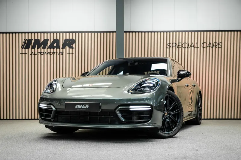 Porsche Panamera (2022)