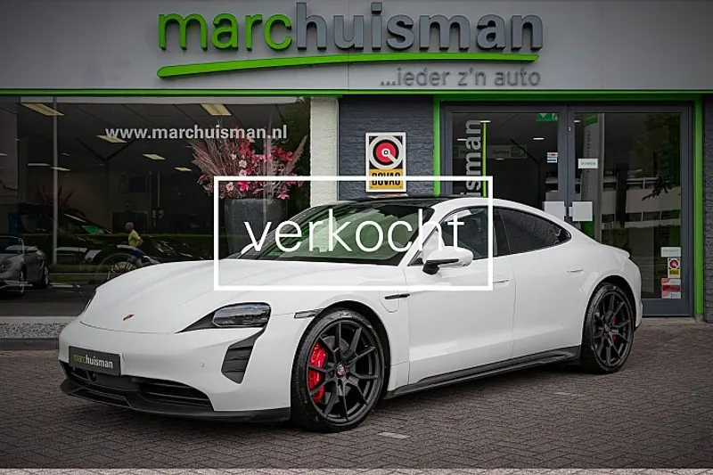 Porsche Taycan (2023)