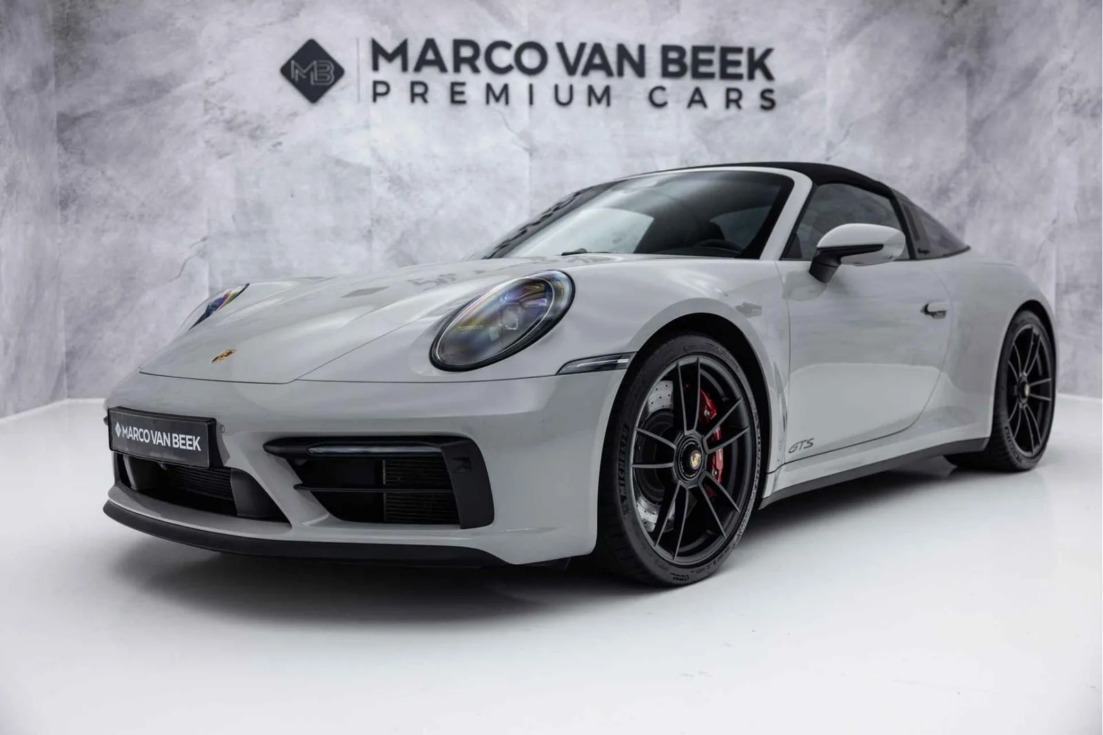 Porsche 911 (2022) — foto 1