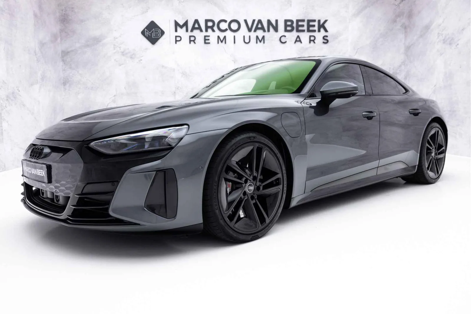 Audi e-tron GT (2023) — foto 1