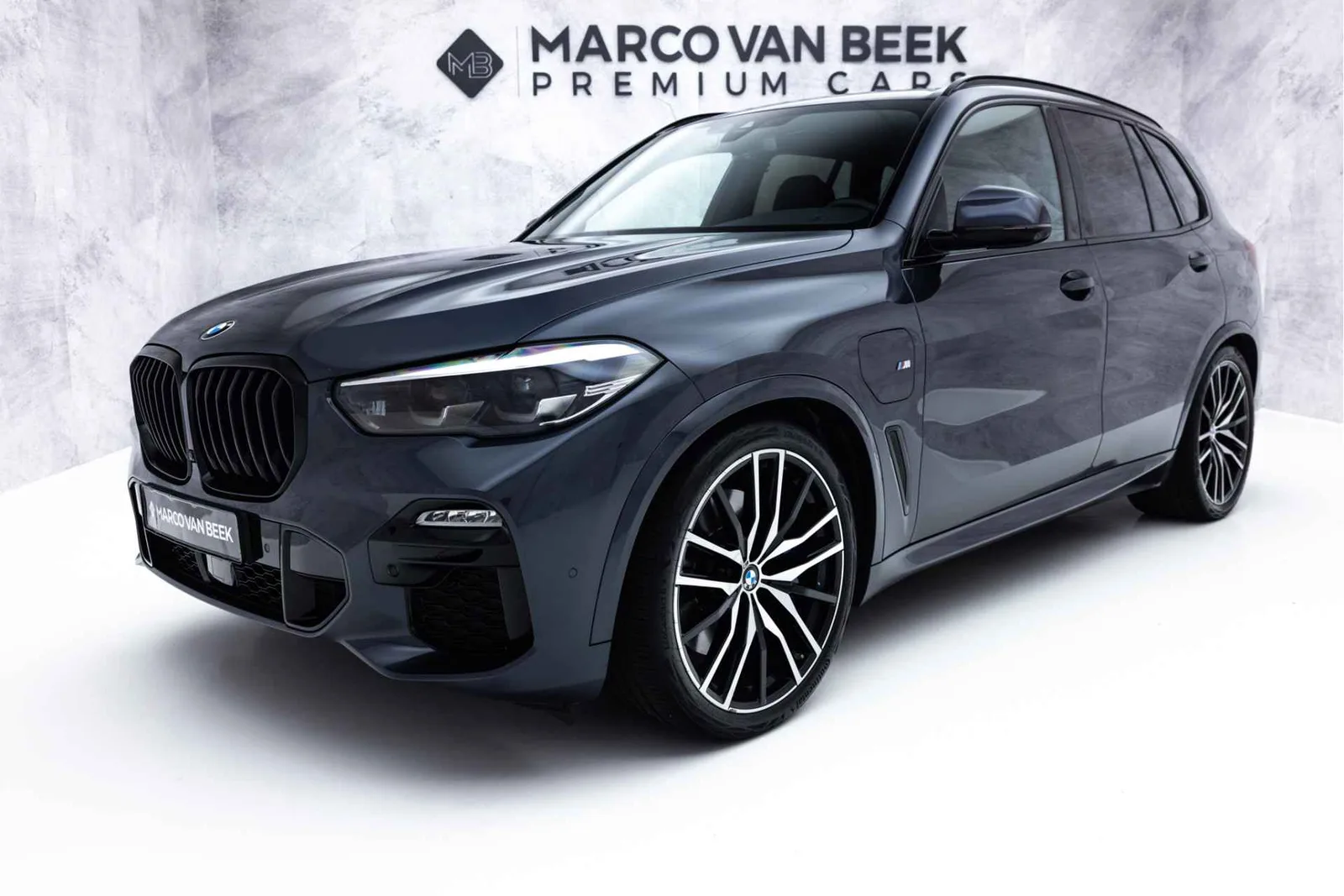 BMW X5 (2020) — foto 1