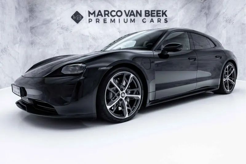 Porsche Taycan (2022)