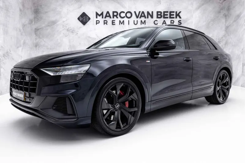 Audi Q8 (2022)