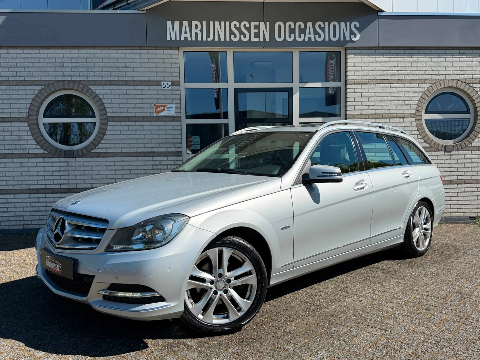 Mercedes-Benz C-Klasse (2011) — foto 1