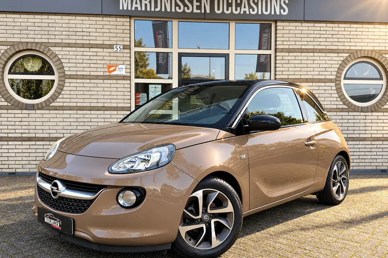 Opel Adam (2013)