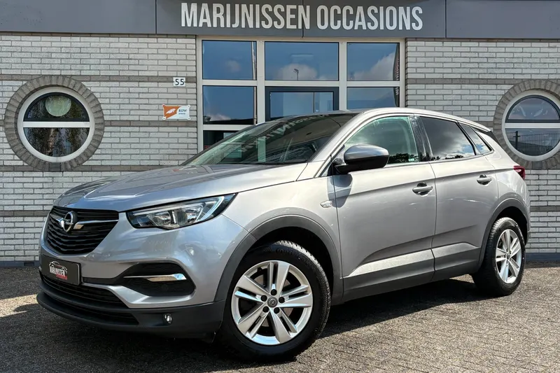 Opel Grandland X (2018)