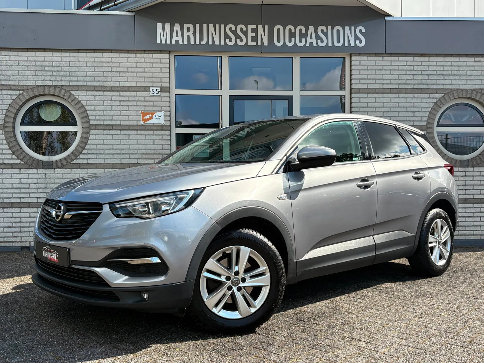 Opel Grandland X (2018) — foto 1