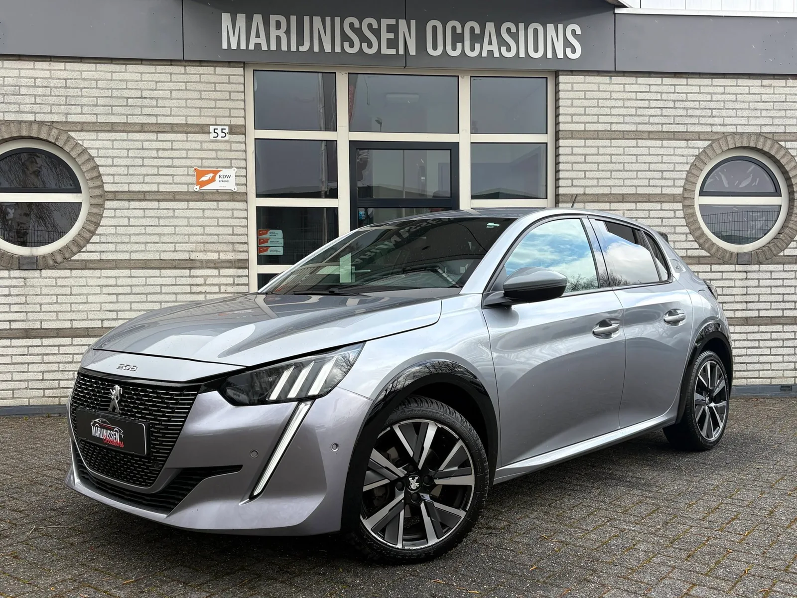 Peugeot 208 (2020) — foto 1