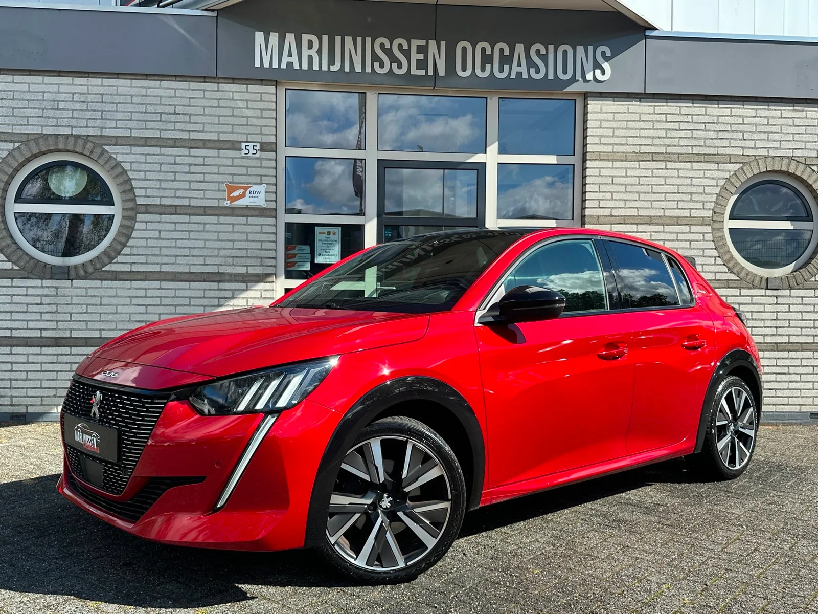 Peugeot 208 (2020) — foto 1