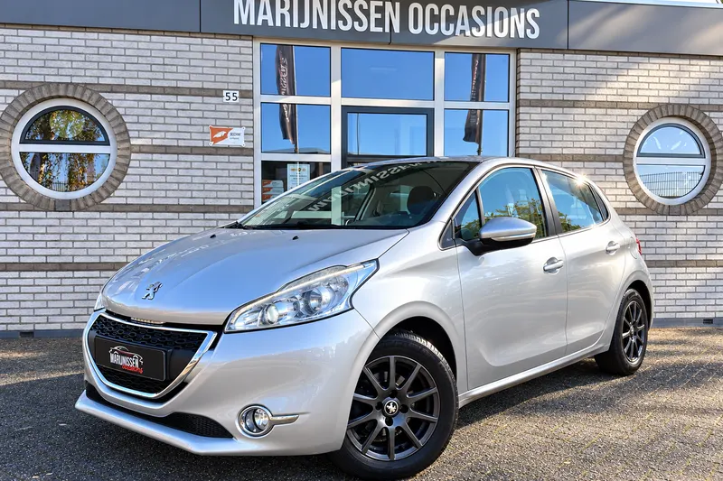 Peugeot 208 (2014)