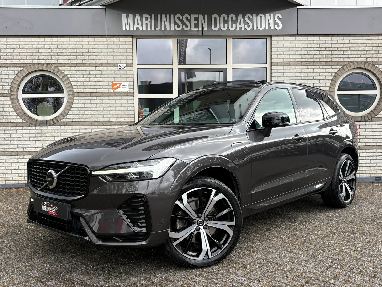 Volvo XC60 (2021) — foto 1
