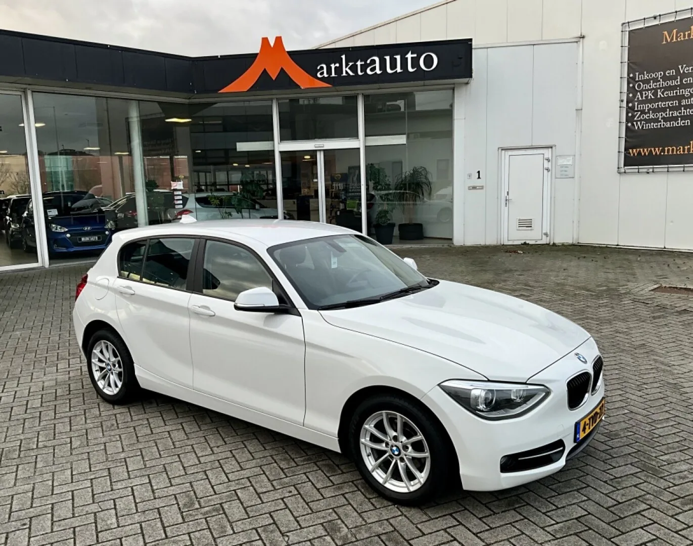 BMW 1-Serie (2014) — foto 1