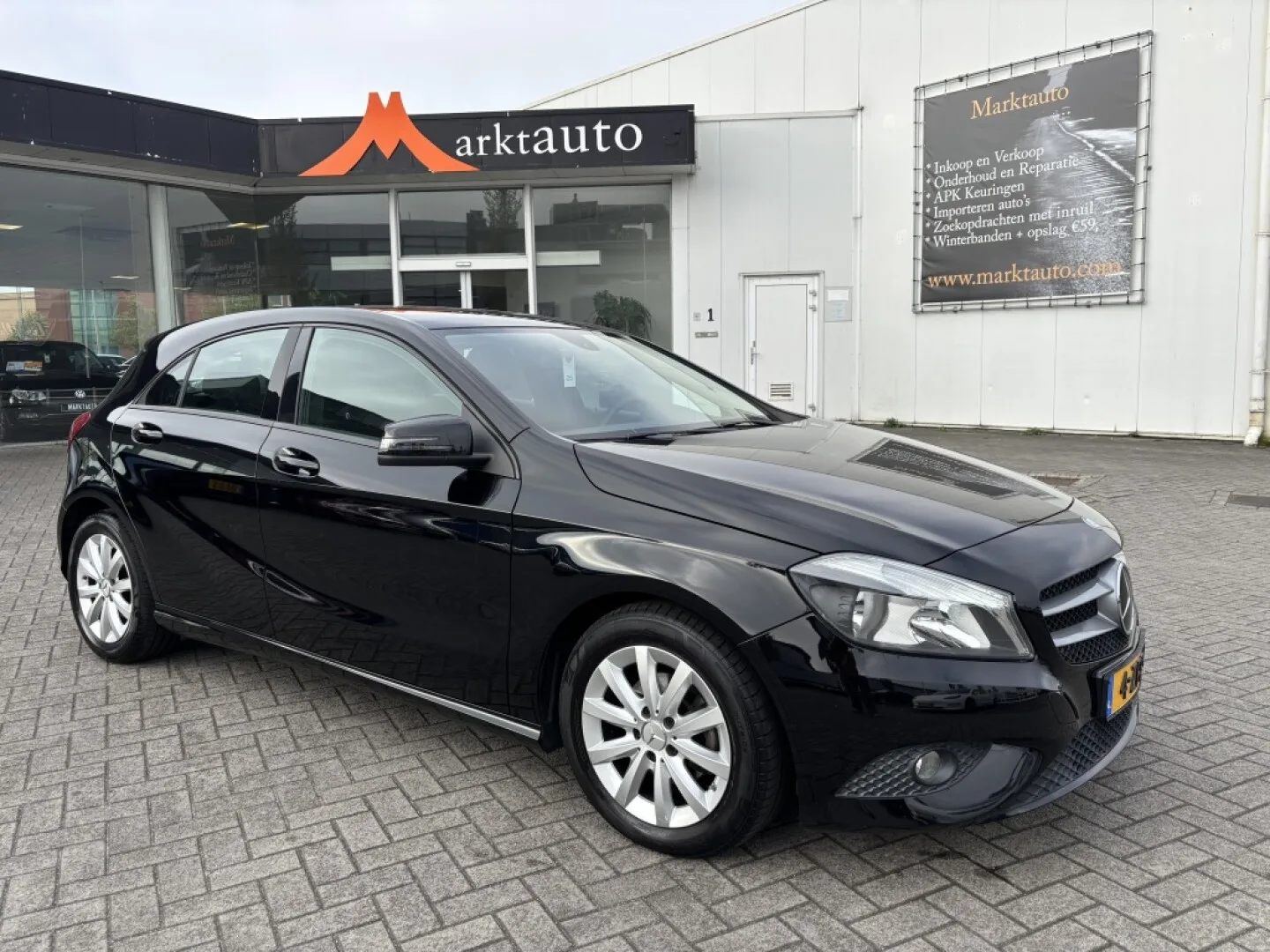 Mercedes-Benz A-Klasse (2015) — foto 1