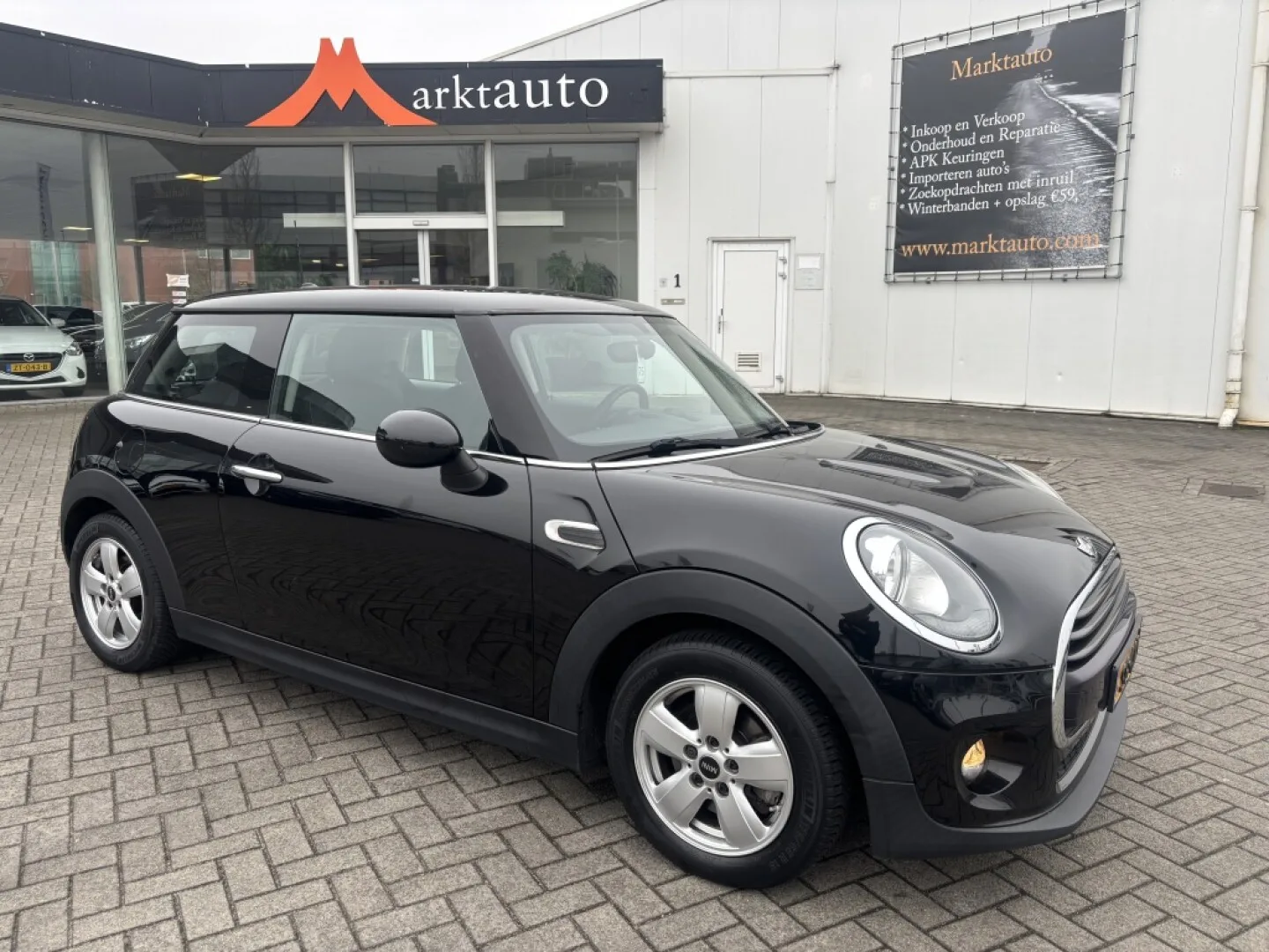MINI Cooper (2018) — foto 1